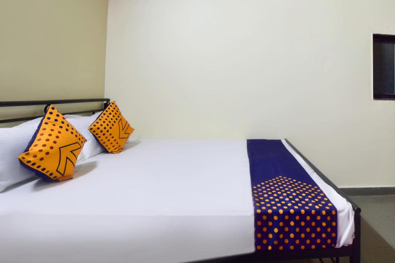 Otur Spot On 66795 Hotel Abhijeet المظهر الخارجي الصورة