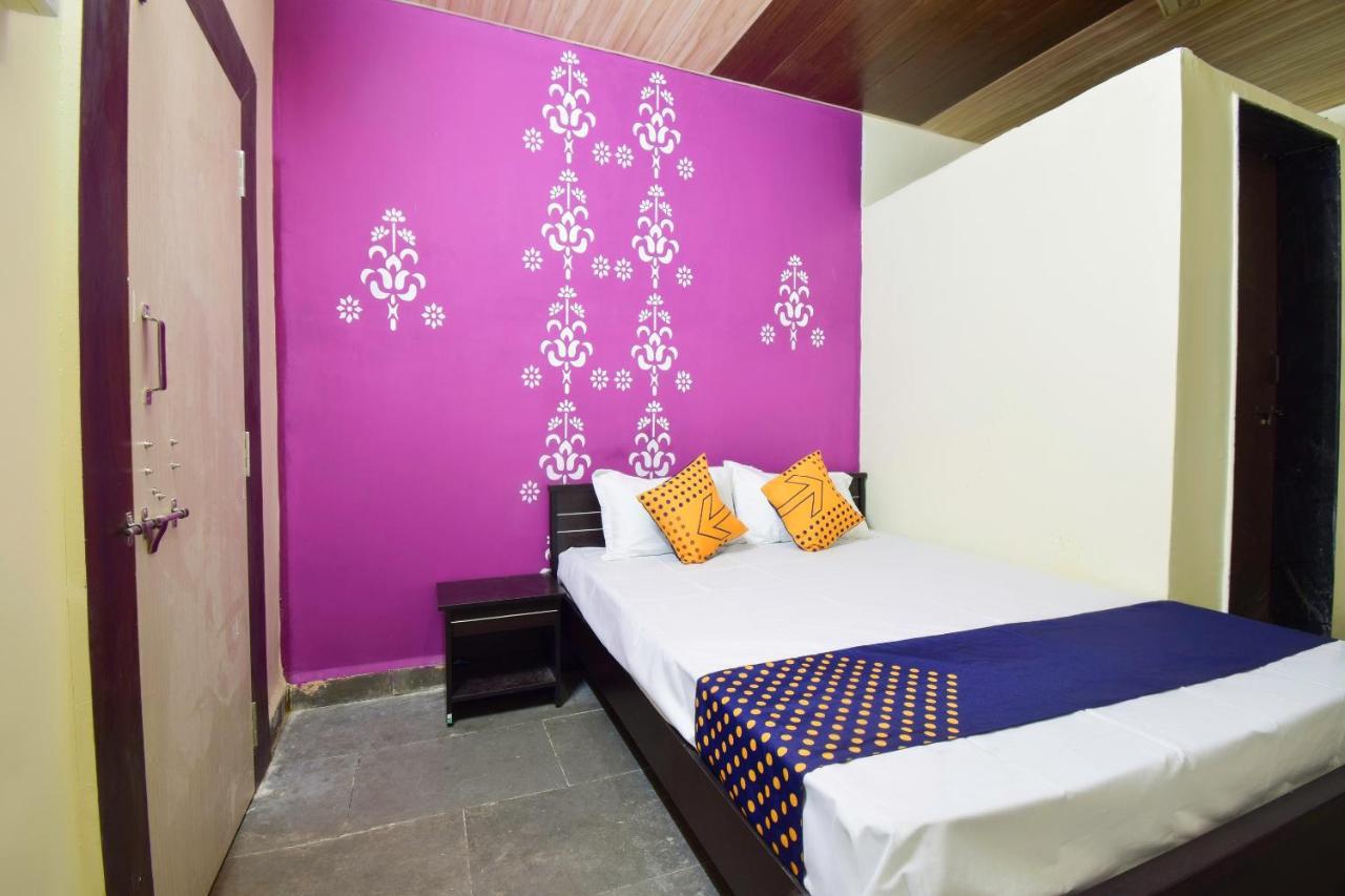 Otur Spot On 66795 Hotel Abhijeet المظهر الخارجي الصورة