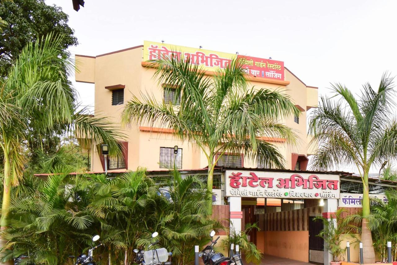 Otur Spot On 66795 Hotel Abhijeet المظهر الخارجي الصورة
